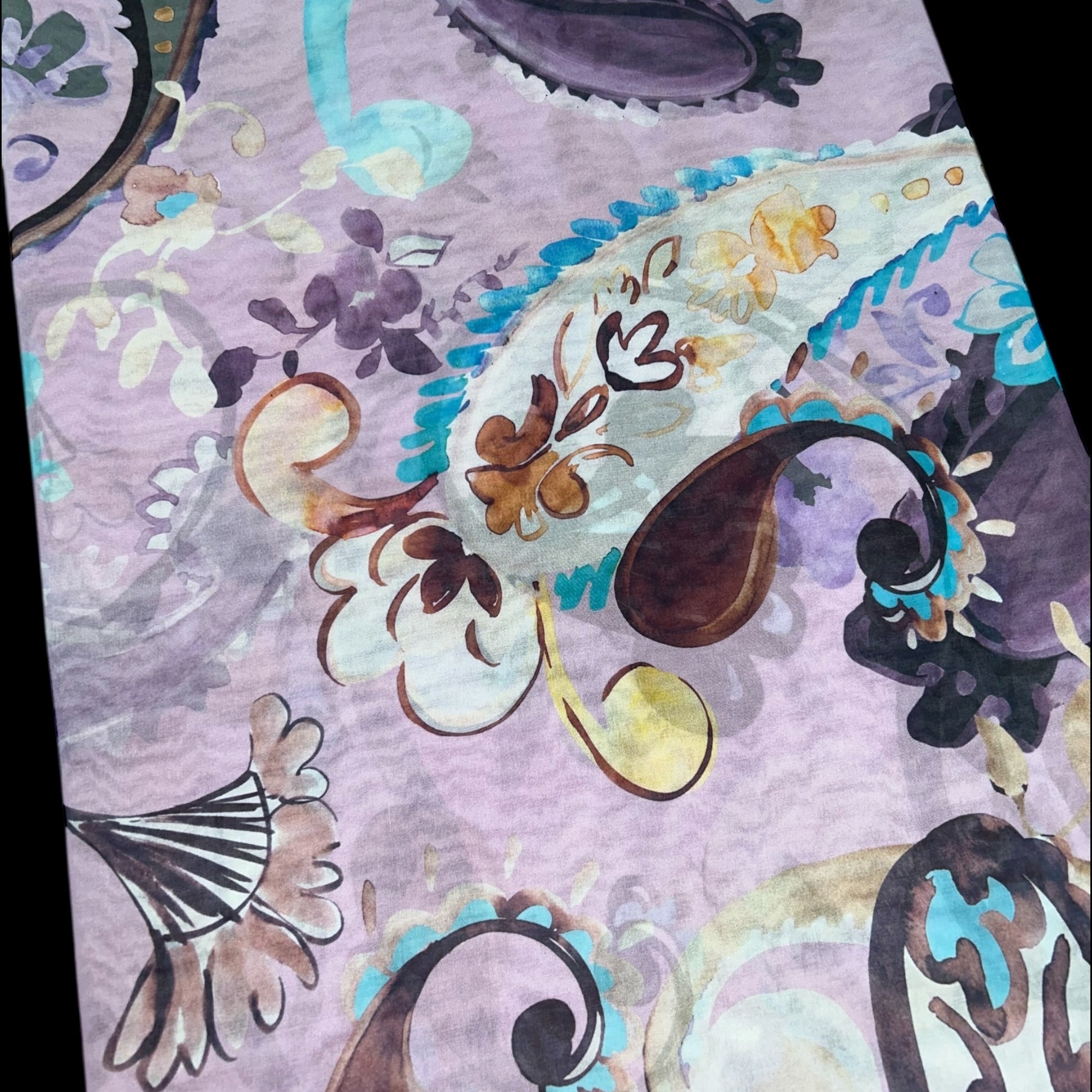 Broderie Lafaya sur imprimé - M24