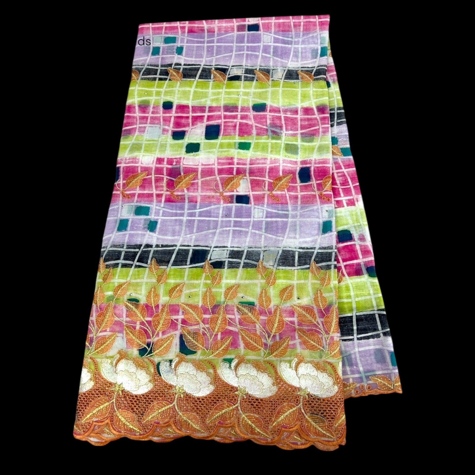 Broderie Lafaya sur imprimé - M24